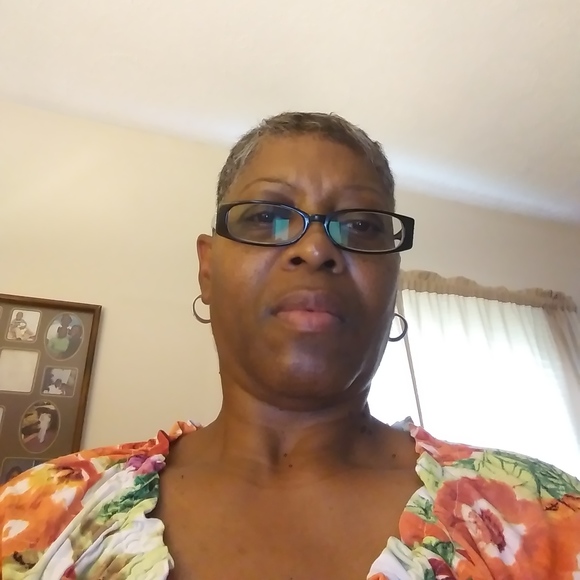 Meet your Posher, Robin - Picture 1 of 1